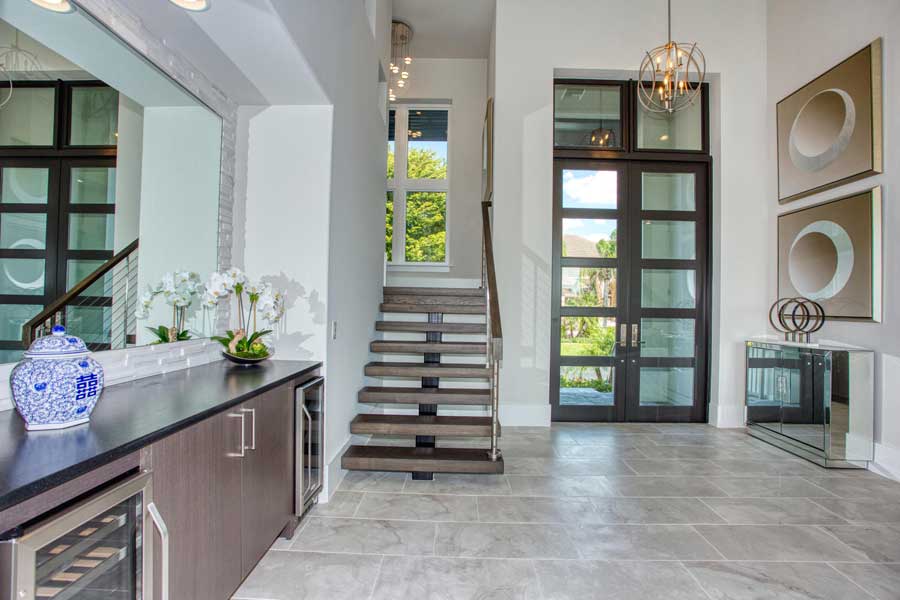 Staircase-Harborage-Dr-Fort-Myers-Foyer-Kingon-Homes